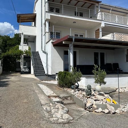 Apartments Novi Vinodolski - Povilska מראה חיצוני תמונה